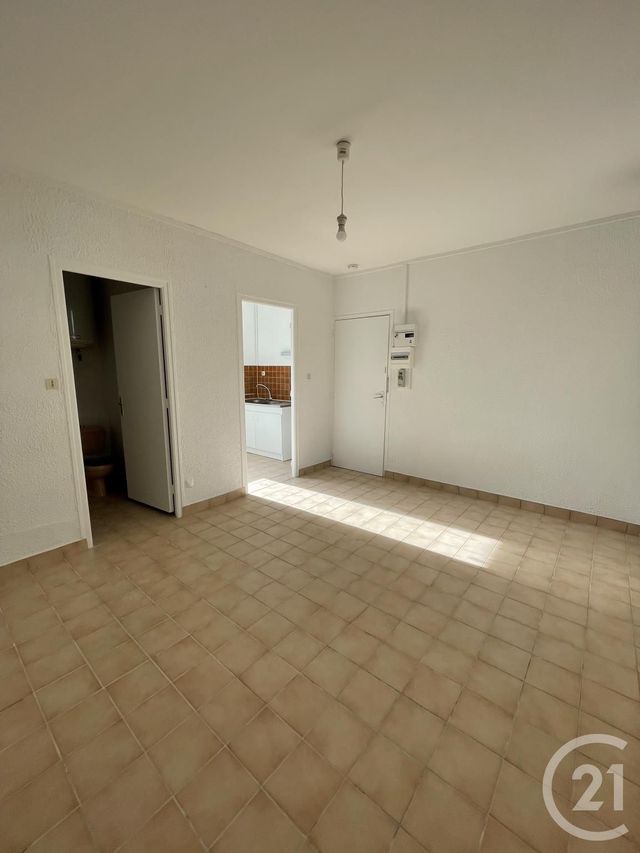 Appartement F1 &agrave; louer - 1 pi&egrave;ce - 22,45 m2 - Lorient - 56 - BRETAGNE