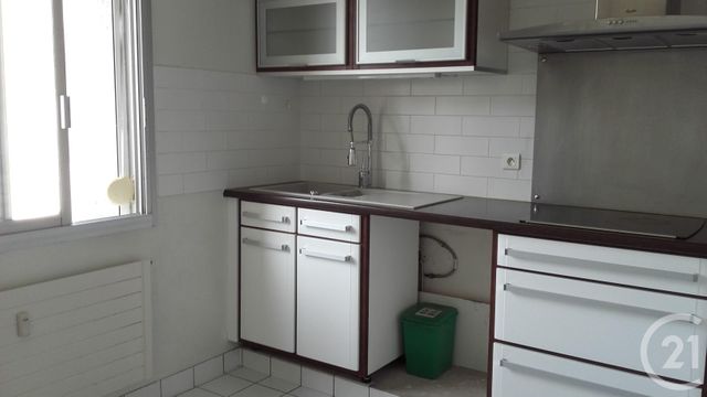 Appartement F4 &agrave; louer - 4 pi&egrave;ces - 92,20 m2 - Lorient - 56 - BRETAGNE