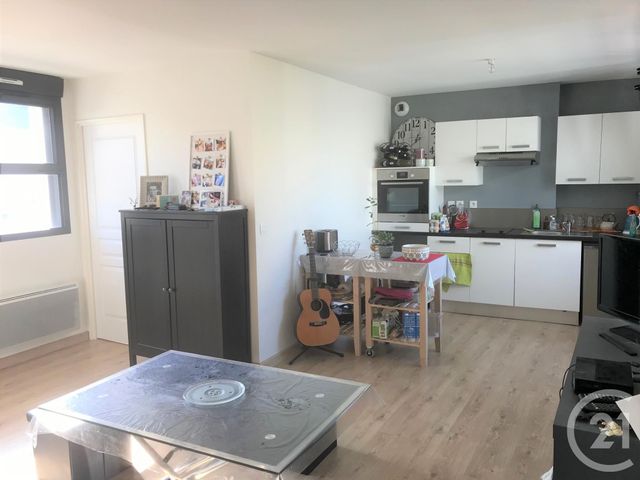 Appartement F1 &agrave; louer - 1 pi&egrave;ce - 31,90 m2 - Lorient - 56 - BRETAGNE