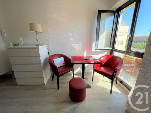 Appartement F1 &agrave; louer - 1 pi&egrave;ce - 18 m2 - Lorient - 56 - BRETAGNE