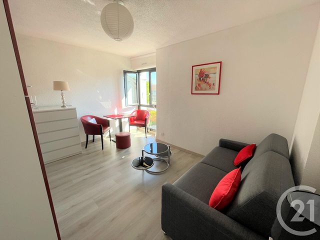 Appartement F1 &agrave; louer - 1 pi&egrave;ce - 18 m2 - Lorient - 56 - BRETAGNE