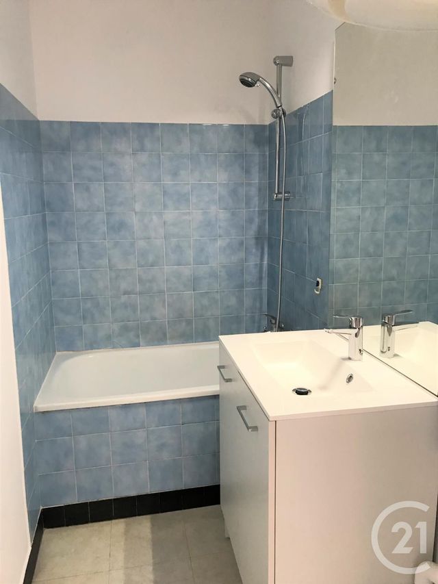 Appartement F3 &agrave; louer - 3 pi&egrave;ces - 79 m2 - Lorient - 56 - BRETAGNE