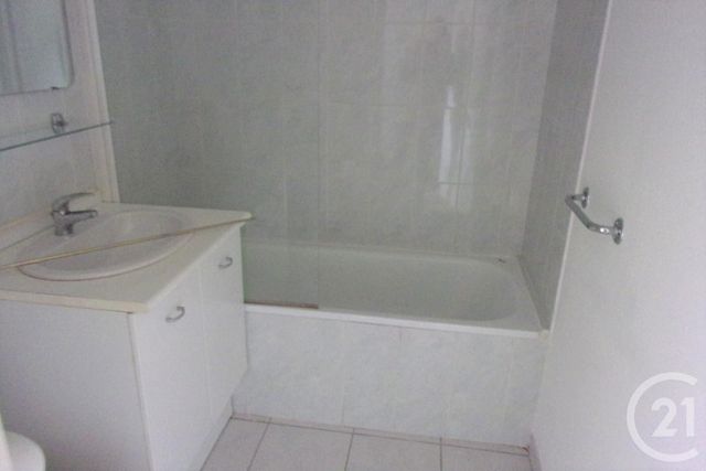Appartement F3 &agrave; louer - 3 pi&egrave;ces - 49,90 m2 - Larmor Plage - 56 - BRETAGNE