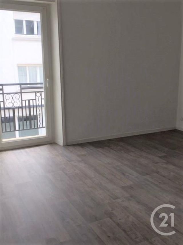 Appartement F3 &agrave; louer - 3 pi&egrave;ces - 76,80 m2 - Lorient - 56 - BRETAGNE