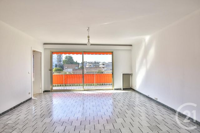 Appartement F4 à vendre - 5 pièces - 100 m2 - NICE - 06 - PROVENCE-ALPES-COTE-D-AZUR