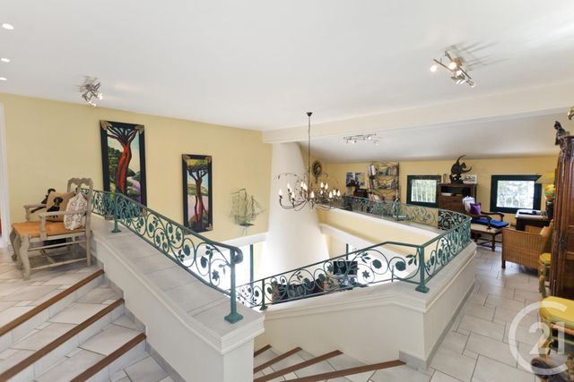 Maison &agrave; vendre - 5 pi&egrave;ces - 216,52 m2 - Nice - 06 - PROVENCE-ALPES-COTE-D-AZUR