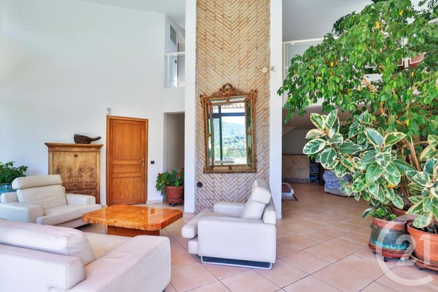 Maison &agrave; vendre - 7 pi&egrave;ces - 250 m2 - La Trinite - 06 - PROVENCE-ALPES-COTE-D-AZUR