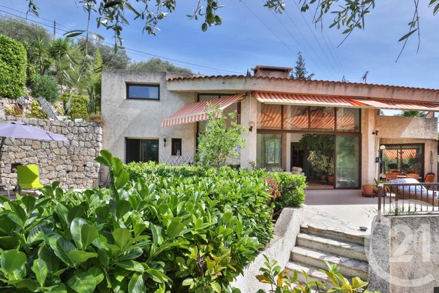 Maison &agrave; vendre - 7 pi&egrave;ces - 250 m2 - La Trinite - 06 - PROVENCE-ALPES-COTE-D-AZUR