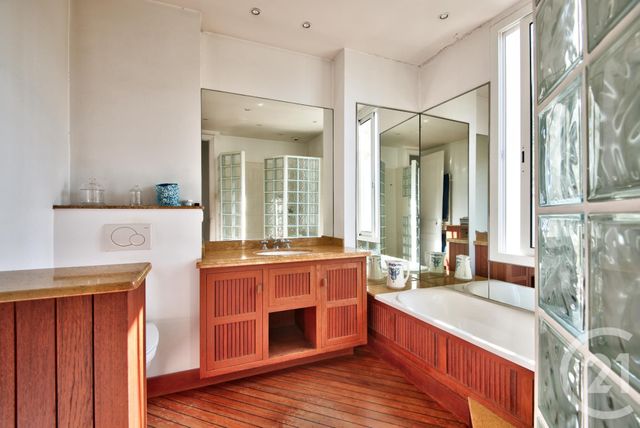 Maison à vendre - 5 pièces - 171,62 m2 - Nice - 06 - PROVENCE-ALPES-COTE-D-AZUR