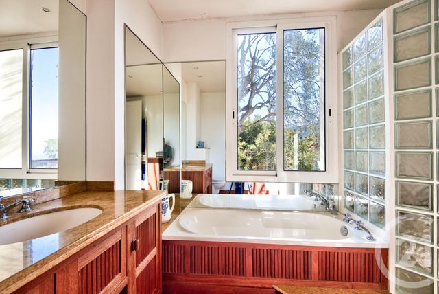 Maison à vendre - 5 pièces - 171,62 m2 - Nice - 06 - PROVENCE-ALPES-COTE-D-AZUR