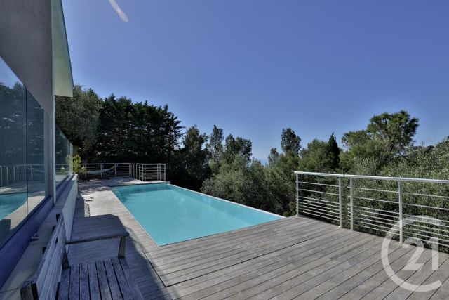 Maison à louer - 5 pièces - 215,69 m2 - Villefranche Sur Mer - 06 - PROVENCE-ALPES-COTE-D-AZUR