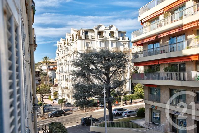 Chambre à vendre - 1 pièce - 7,01 m2 - Nice - 06 - PROVENCE-ALPES-COTE-D-AZUR