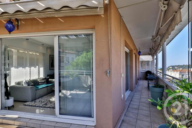Appartement F3 à vendre - 3 pièces - 65,02 m2 - Nice - 06 - PROVENCE-ALPES-COTE-D-AZUR