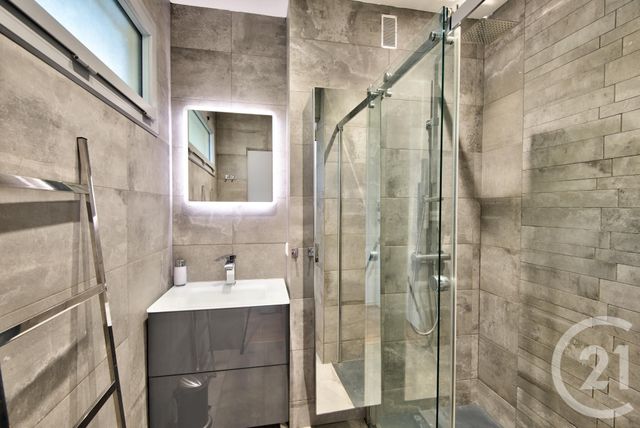 Appartement F2 à vendre - 2 pièces - 57,94 m2 - Villefranche Sur Mer - 06 - PROVENCE-ALPES-COTE-D-AZUR