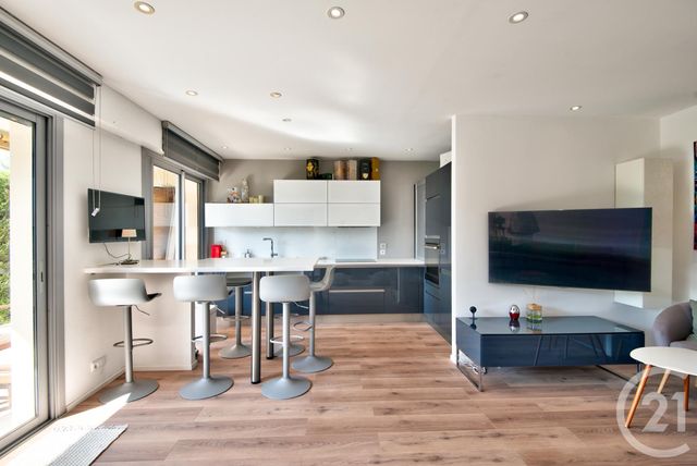 Appartement F2 à vendre - 2 pièces - 57,94 m2 - Villefranche Sur Mer - 06 - PROVENCE-ALPES-COTE-D-AZUR