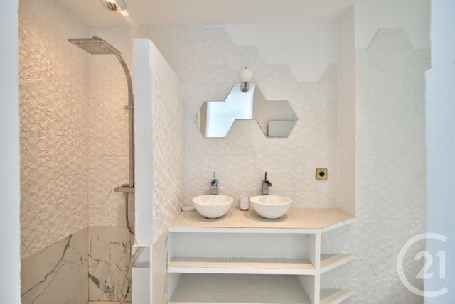 Maison à louer - 5 pièces - 110 m2 - Beaulieu Sur Mer - 06 - PROVENCE-ALPES-COTE-D-AZUR