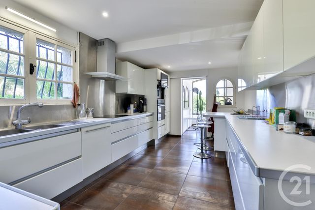 Maison à vendre - 8 pièces - 245,05 m2 - Colomars - 06 - PROVENCE-ALPES-COTE-D-AZUR