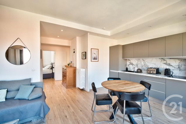 Appartement F2 à vendre - 2 pièces - 46,80 m2 - Nice - 06 - PROVENCE-ALPES-COTE-D-AZUR