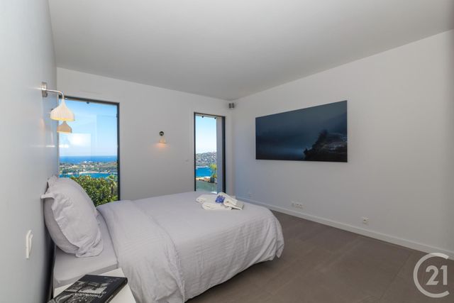 Maison à louer - 4 pièces - 113 m2 - Nice - 06 - PROVENCE-ALPES-COTE-D-AZUR