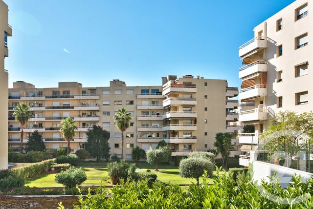 Appartement F2 à vendre - 2 pièces - 55,80 m2 - Nice - 06 - PROVENCE-ALPES-COTE-D-AZUR