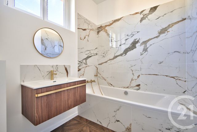 Appartement F4 &agrave; louer - 4 pi&egrave;ces - 89,06 m2 - Nice - 06 - PROVENCE-ALPES-COTE-D-AZUR