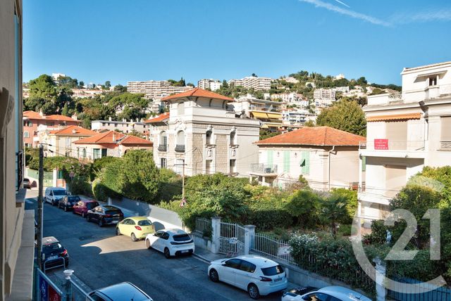 Appartement F4 &agrave; louer - 4 pi&egrave;ces - 89,06 m2 - Nice - 06 - PROVENCE-ALPES-COTE-D-AZUR