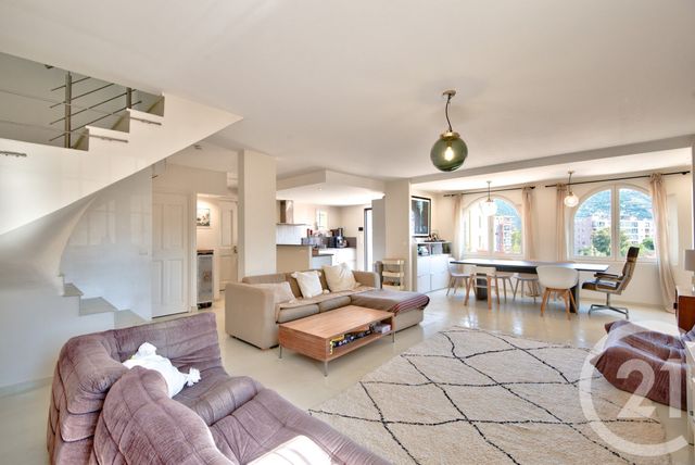 Maison à vendre - 5 pièces - 174,80 m2 - Nice - 06 - PROVENCE-ALPES-COTE-D-AZUR