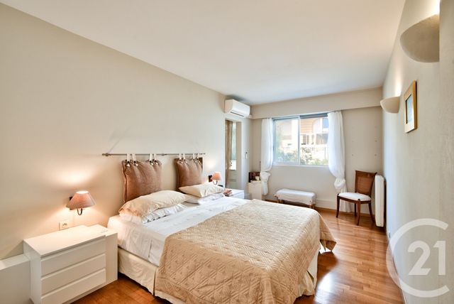 Appartement F4 &agrave; vendre - 4 pi&egrave;ces - 111,29 m2 - Nice - 06 - PROVENCE-ALPES-COTE-D-AZUR