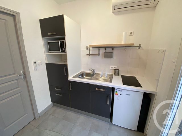 Appartement F2 &agrave; louer - 2 pi&egrave;ces - 28 m2 - Nice - 06 - PROVENCE-ALPES-COTE-D-AZUR