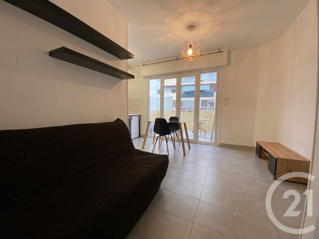 Appartement F2 &agrave; louer - 2 pi&egrave;ces - 28 m2 - Nice - 06 - PROVENCE-ALPES-COTE-D-AZUR