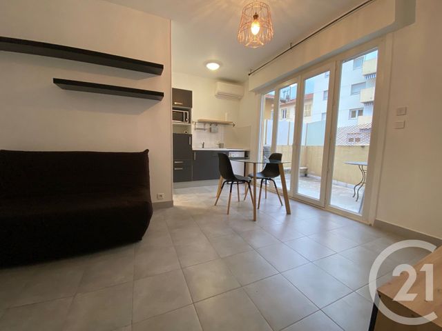 Appartement F2 &agrave; louer - 2 pi&egrave;ces - 28 m2 - Nice - 06 - PROVENCE-ALPES-COTE-D-AZUR
