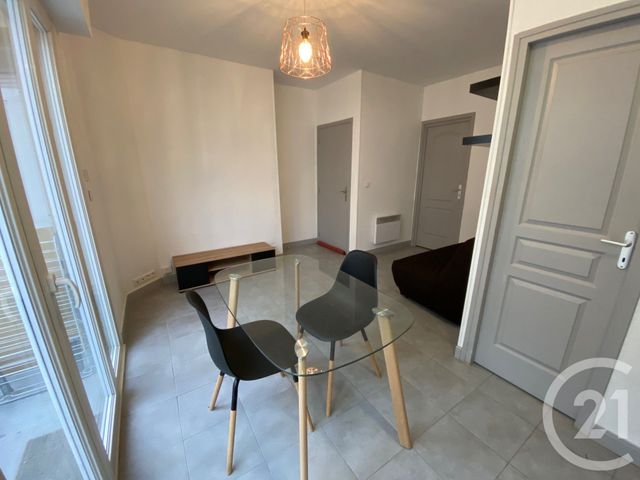 Appartement F2 &agrave; louer - 2 pi&egrave;ces - 28 m2 - Nice - 06 - PROVENCE-ALPES-COTE-D-AZUR