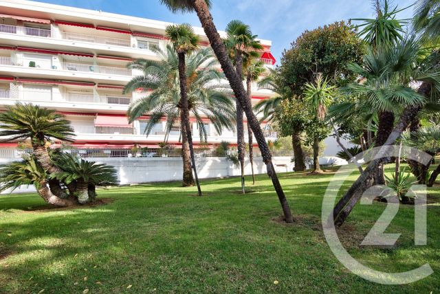 Appartement F2 à vendre - 2 pièces - 63,29 m2 - Nice - 06 - PROVENCE-ALPES-COTE-D-AZUR