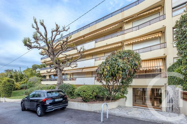 Appartement F2 à vendre - 2 pièces - 54,78 m2 - Nice - 06 - PROVENCE-ALPES-COTE-D-AZUR