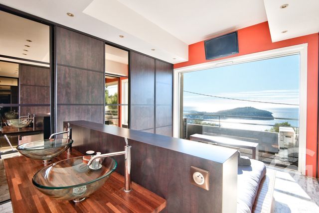 Appartement F4 à vendre - 4 pièces - 124,62 m2 - Villefranche Sur Mer - 06 - PROVENCE-ALPES-COTE-D-AZUR