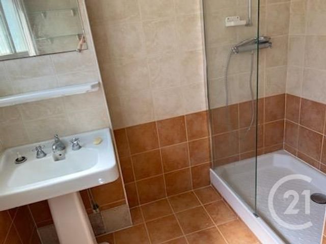 Appartement F3 à louer - 3 pièces - 82,31 m2 - Villefranche Sur Mer - 06 - PROVENCE-ALPES-COTE-D-AZUR