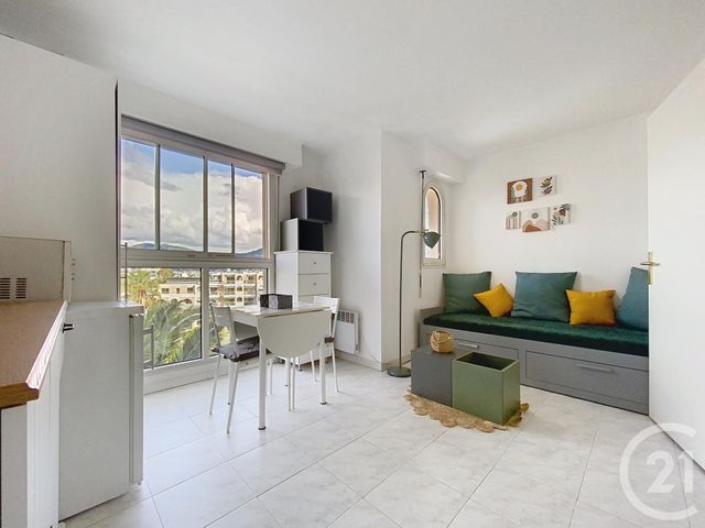 Appartement F1 à louer - 1 pièce - 17,29 m2 - Nice - 06 - PROVENCE-ALPES-COTE-D-AZUR