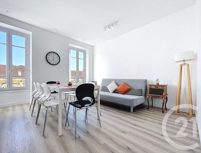 Appartement F3 &agrave; louer - 3 pi&egrave;ces - 84,37 m2 - Nice - 06 - PROVENCE-ALPES-COTE-D-AZUR