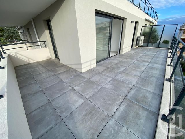 Appartement F3 &agrave; louer - 3 pi&egrave;ces - 60 m2 - Nice - 06 - PROVENCE-ALPES-COTE-D-AZUR