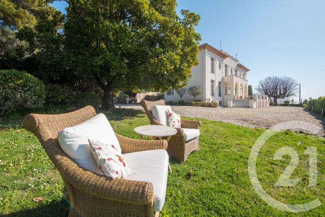 Maison &agrave; vendre - 12 pi&egrave;ces - 587,96 m2 - Grasse - 06 - PROVENCE-ALPES-COTE-D-AZUR