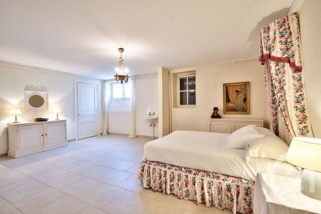 Maison &agrave; vendre - 12 pi&egrave;ces - 587,96 m2 - Grasse - 06 - PROVENCE-ALPES-COTE-D-AZUR