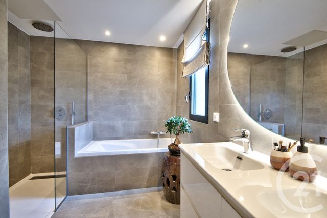 Maison &agrave; vendre - 5 pi&egrave;ces - 191,87 m2 - Falicon - 06 - PROVENCE-ALPES-COTE-D-AZUR