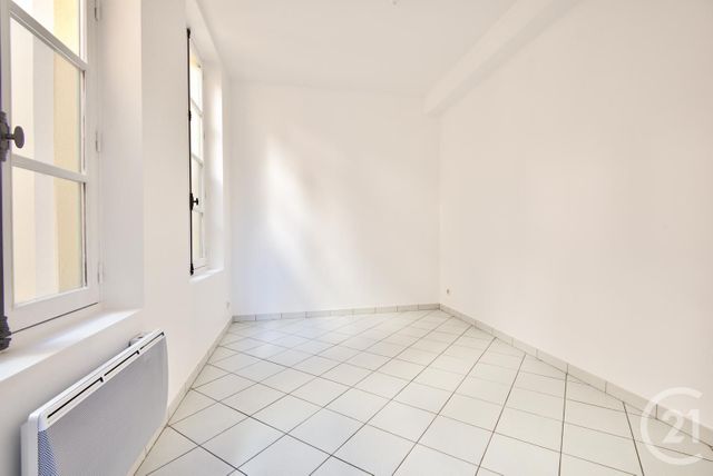 Appartement F4 &agrave; louer - 4 pi&egrave;ces - 77,84 m2 - Nice - 06 - PROVENCE-ALPES-COTE-D-AZUR