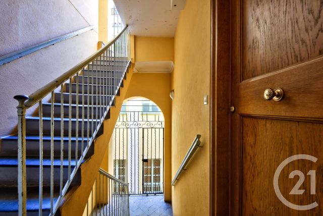 Appartement F4 &agrave; louer - 4 pi&egrave;ces - 77,84 m2 - Nice - 06 - PROVENCE-ALPES-COTE-D-AZUR