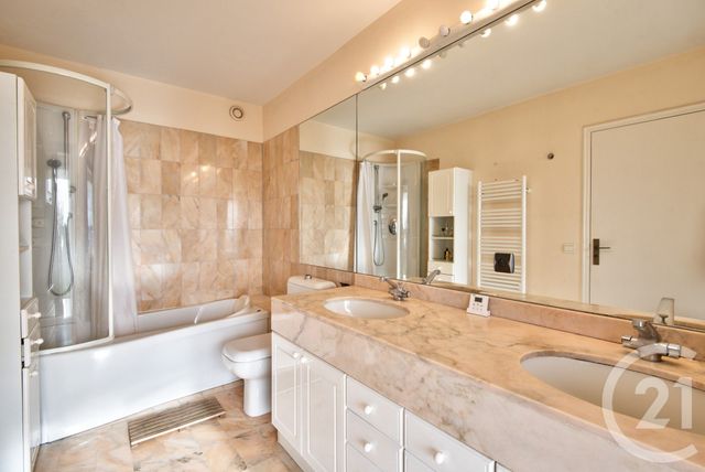 Appartement F3 &agrave; vendre - 3 pi&egrave;ces - 93,45 m2 - Nice - 06 - PROVENCE-ALPES-COTE-D-AZUR