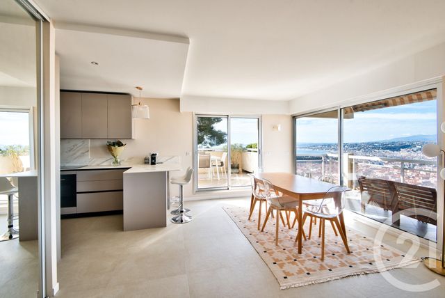 Appartement F4 &agrave; vendre - 4 pi&egrave;ces - 106,37 m2 - Nice - 06 - PROVENCE-ALPES-COTE-D-AZUR