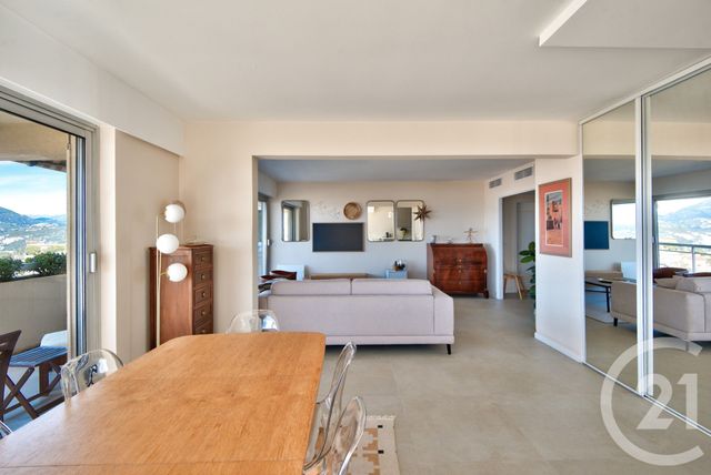 Appartement F4 &agrave; vendre - 4 pi&egrave;ces - 106,37 m2 - Nice - 06 - PROVENCE-ALPES-COTE-D-AZUR