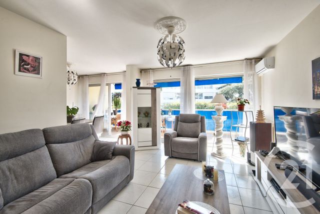 Appartement F4 &agrave; vendre - 4 pi&egrave;ces - 80,64 m2 - Nice - 06 - PROVENCE-ALPES-COTE-D-AZUR