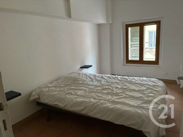 Appartement F3 &agrave; louer - 3 pi&egrave;ces - 56,02 m2 - Grasse - 06 - PROVENCE-ALPES-COTE-D-AZUR