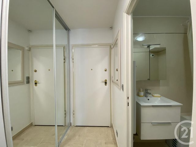 Appartement Studio &agrave; louer - 1 pi&egrave;ce - 25 m2 - Nice - 06 - PROVENCE-ALPES-COTE-D-AZUR